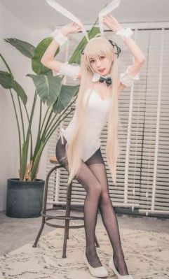 少妇性色午夜婬片AAA片软件_中英字幕1080